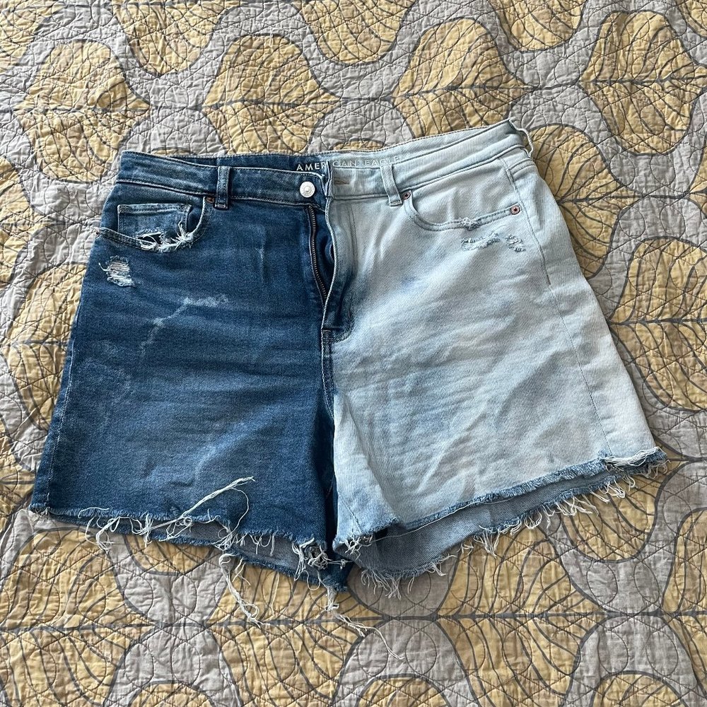 American Eagle Two Tone Split Raw Hem Denim Shorts Size 14